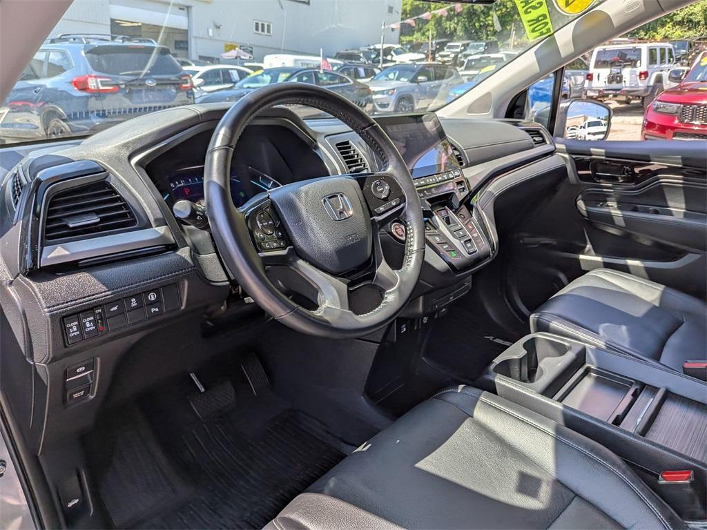 used 2024 Honda Odyssey car, priced at $42,999