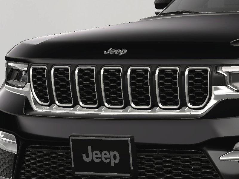new 2025 Jeep Grand Cherokee car, priced at $45,245