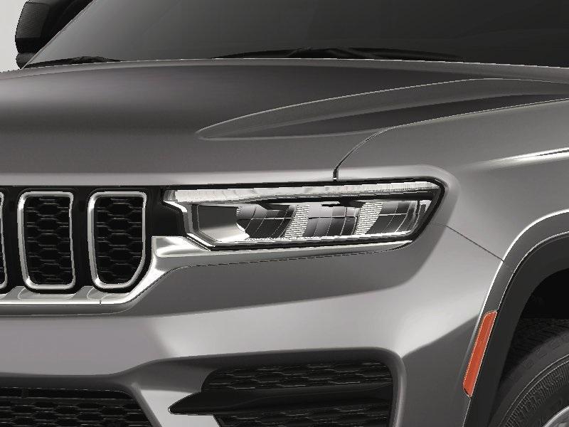 new 2025 Jeep Grand Cherokee car, priced at $41,920