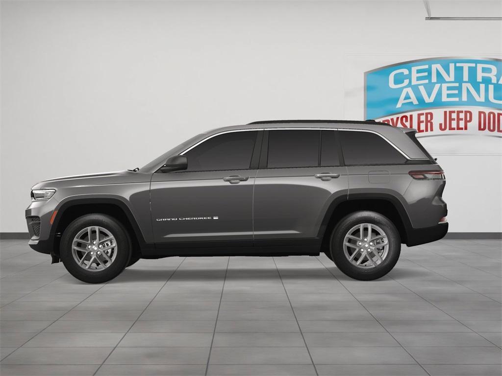 new 2025 Jeep Grand Cherokee car, priced at $41,920