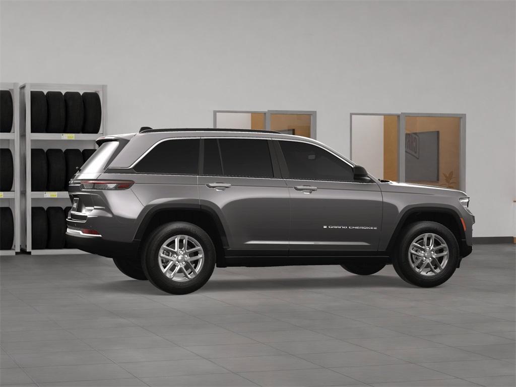 new 2025 Jeep Grand Cherokee car, priced at $41,920