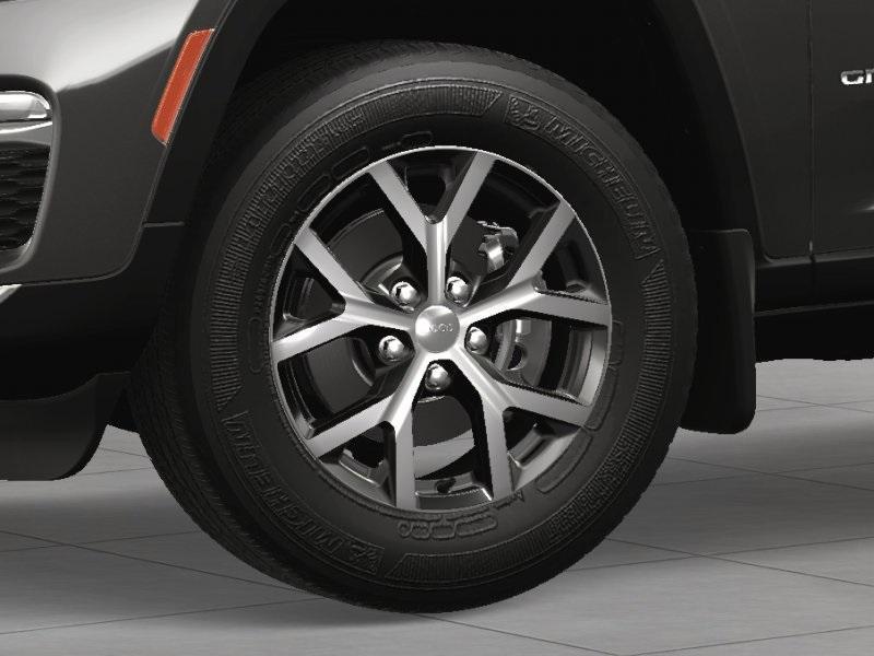 new 2025 Jeep Grand Cherokee car, priced at $48,185