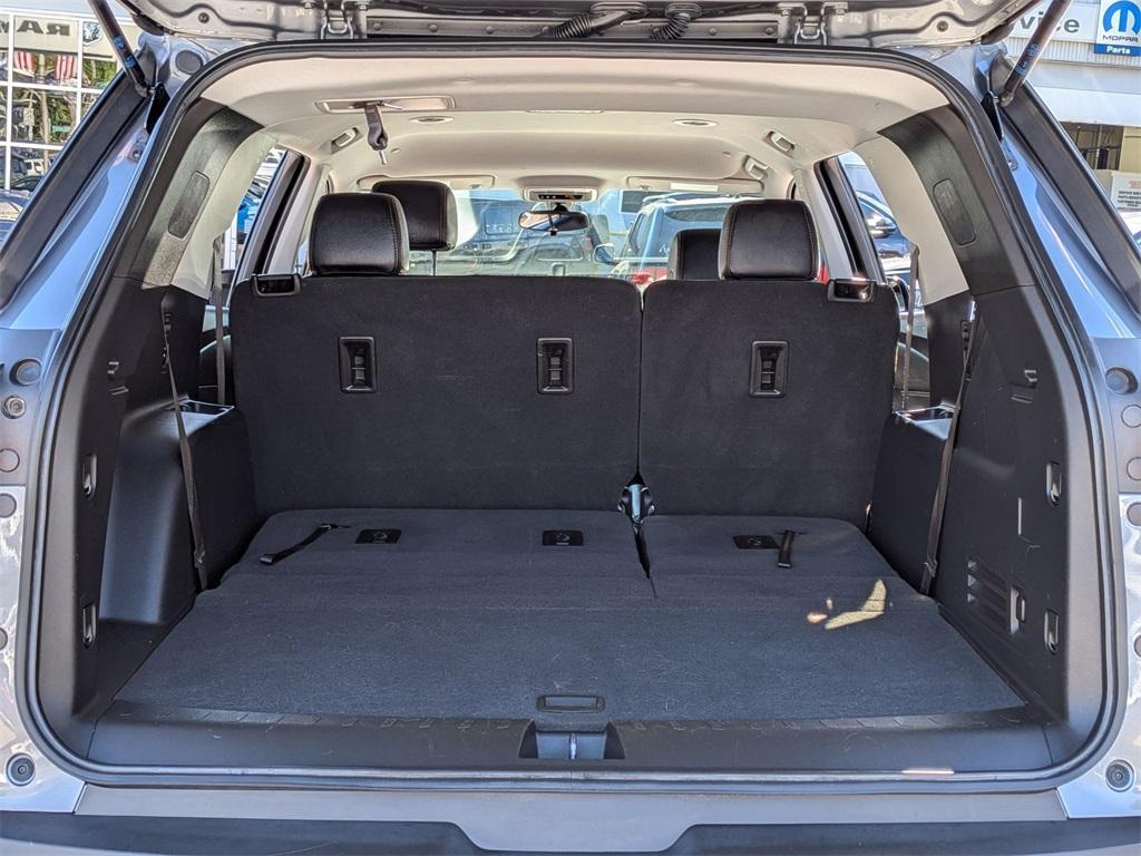 used 2020 Chevrolet Traverse car, priced at $19,999