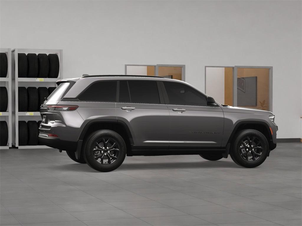 new 2025 Jeep Grand Cherokee car, priced at $44,905