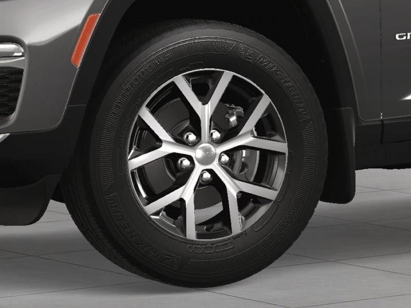 new 2025 Jeep Grand Cherokee car, priced at $48,185