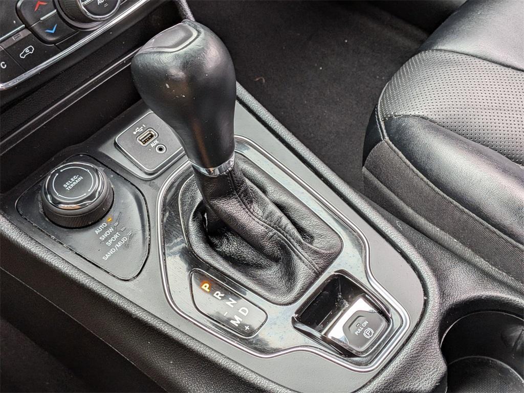 used 2022 Jeep Cherokee car, priced at $24,999