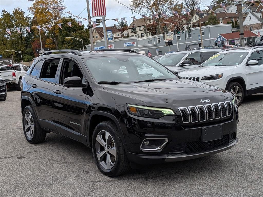 used 2022 Jeep Cherokee car, priced at $24,999