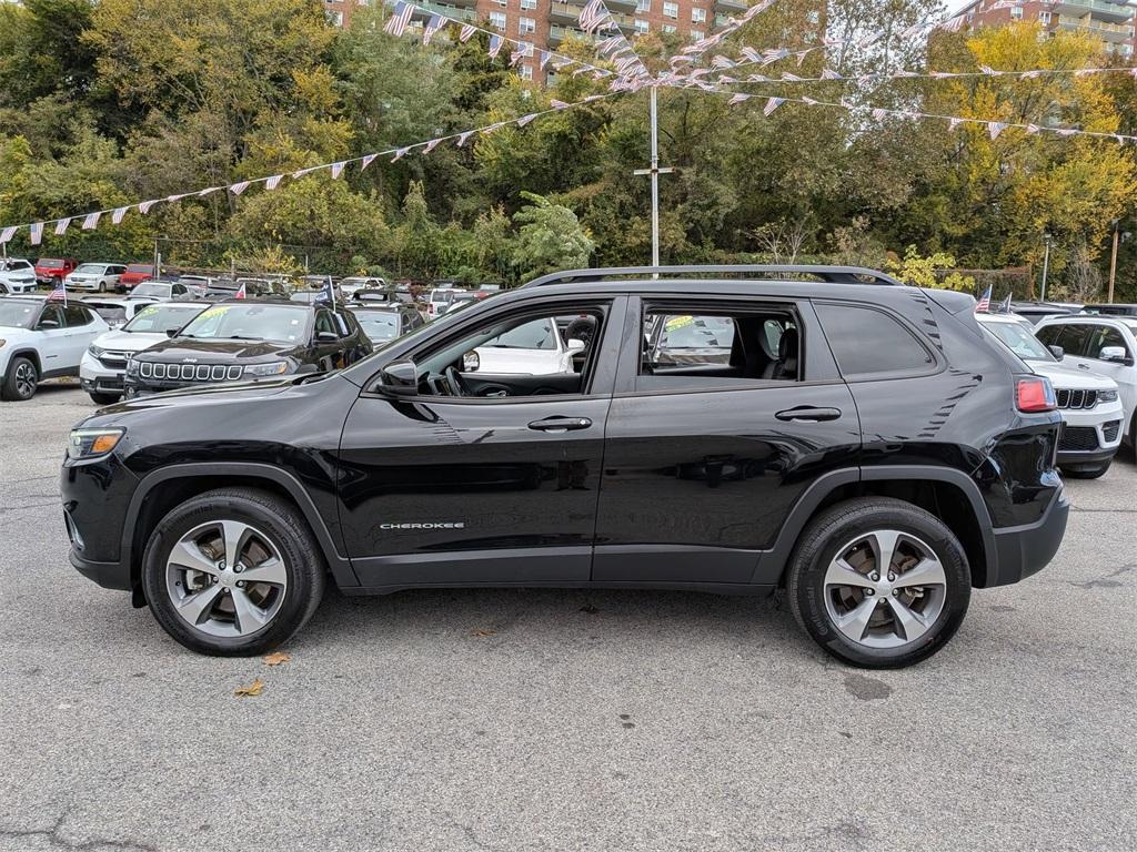 used 2022 Jeep Cherokee car, priced at $24,999
