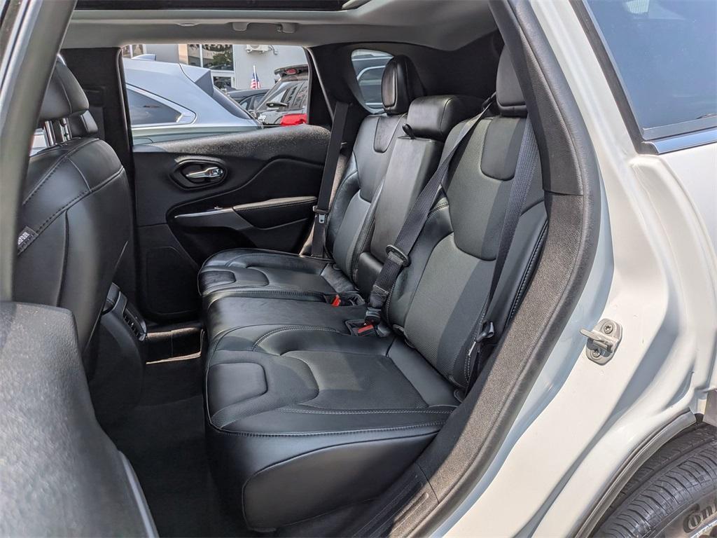 used 2022 Jeep Cherokee car, priced at $29,990