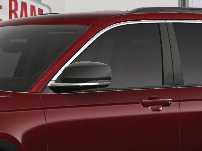 new 2025 Jeep Grand Cherokee car, priced at $45,245