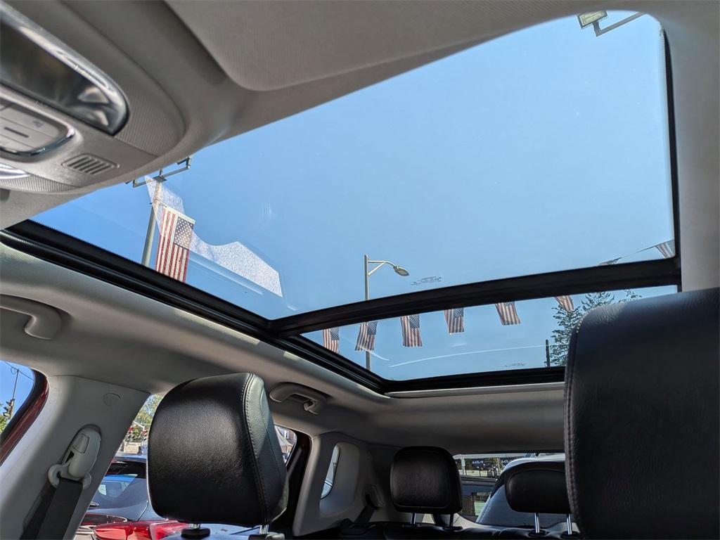 used 2022 Jeep Compass car, priced at $25,999