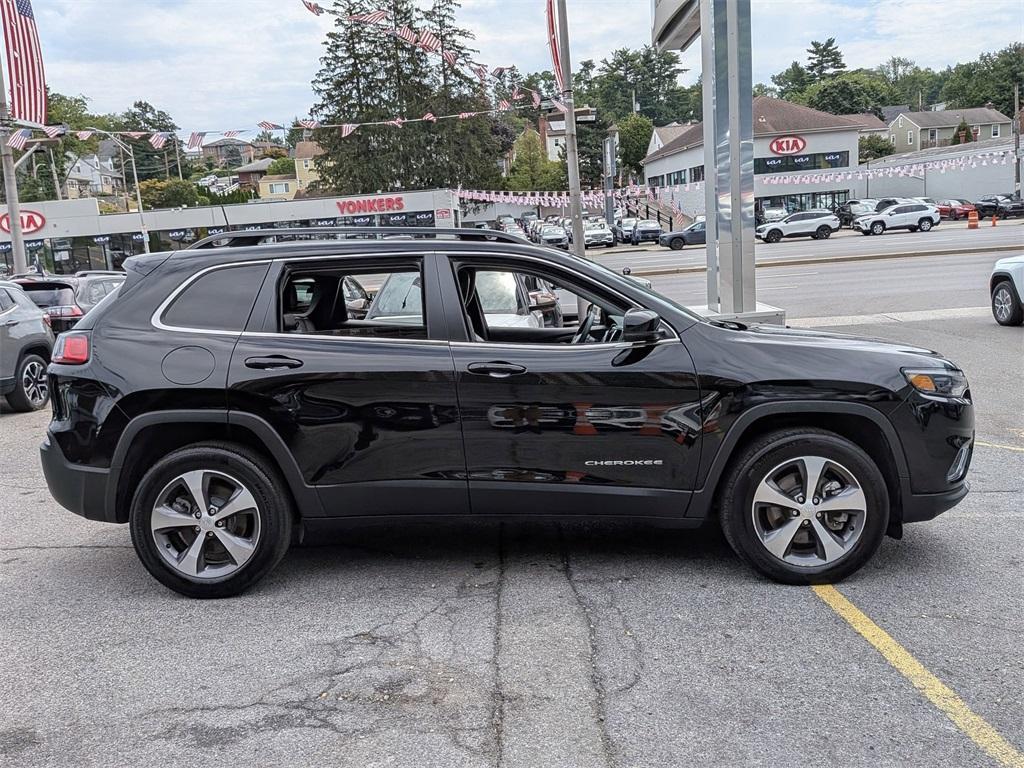 used 2022 Jeep Cherokee car, priced at $29,998