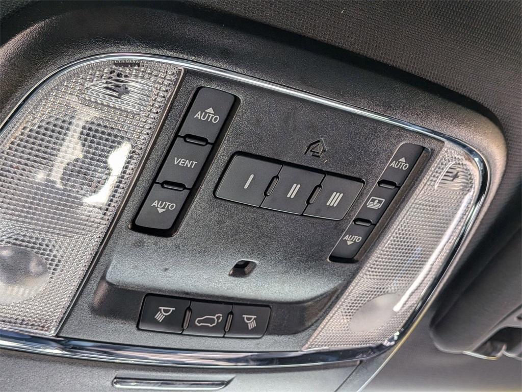 used 2021 Jeep Grand Cherokee car, priced at $34,998