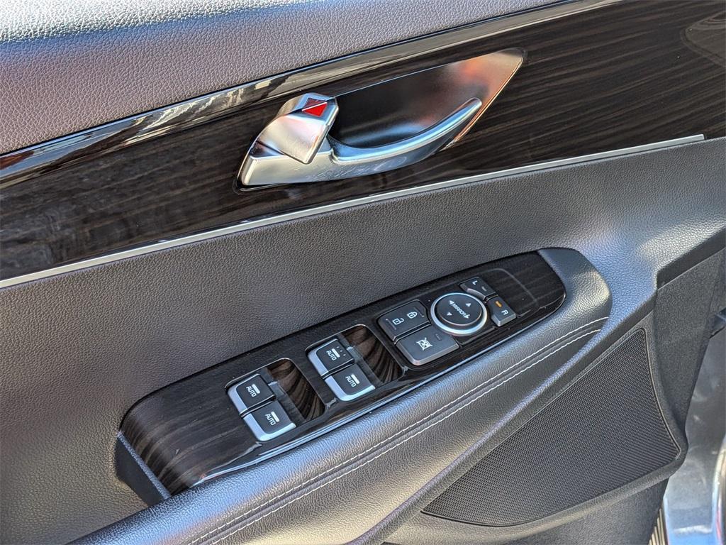 used 2020 Kia Sorento car, priced at $18,999