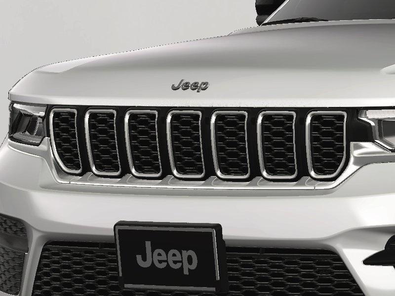 new 2025 Jeep Grand Cherokee car, priced at $41,325