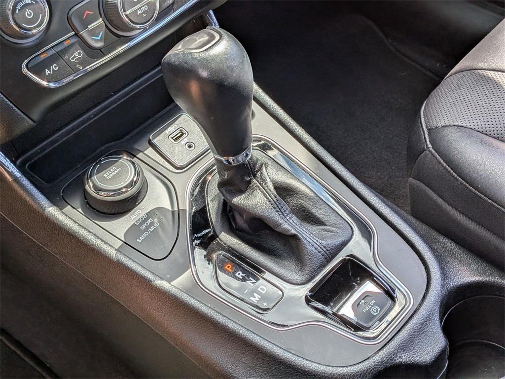 used 2022 Jeep Cherokee car, priced at $28,999