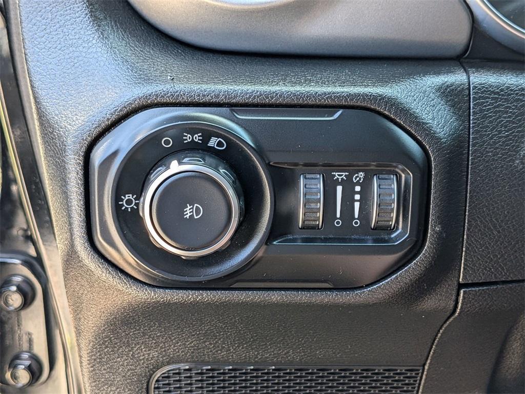 used 2021 Jeep Wrangler Unlimited car, priced at $33,998
