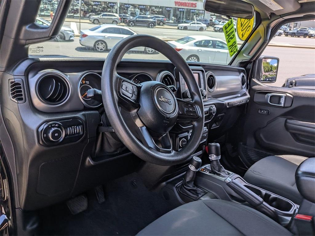 used 2021 Jeep Wrangler Unlimited car, priced at $33,998