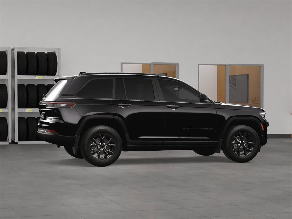 new 2025 Jeep Grand Cherokee car, priced at $47,155