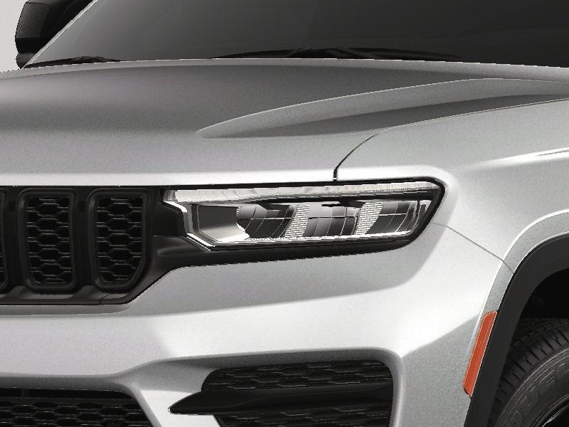 new 2025 Jeep Grand Cherokee car, priced at $44,625