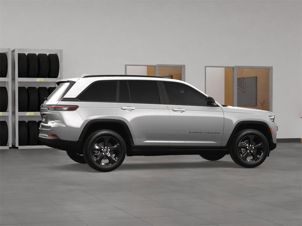new 2025 Jeep Grand Cherokee car, priced at $44,625