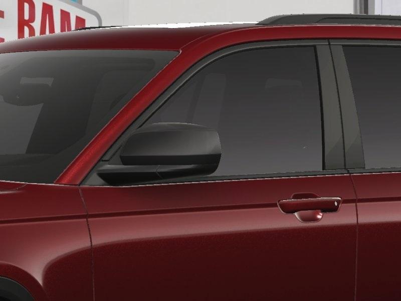 new 2025 Jeep Grand Cherokee car, priced at $46,730