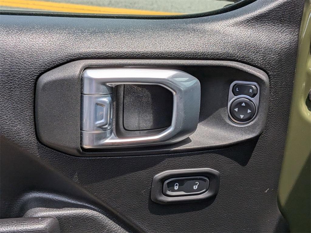 used 2021 Jeep Wrangler Unlimited car, priced at $32,998