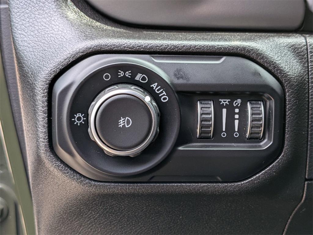 used 2021 Jeep Wrangler Unlimited car, priced at $32,998