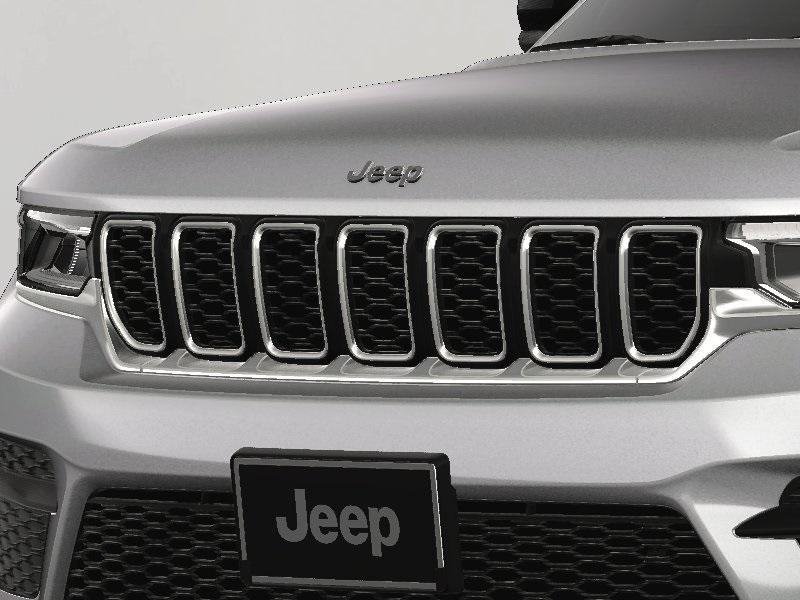 new 2025 Jeep Grand Cherokee car, priced at $41,920