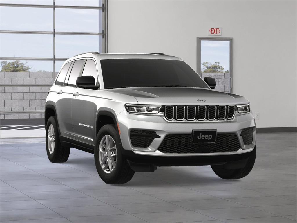 new 2025 Jeep Grand Cherokee car, priced at $41,920