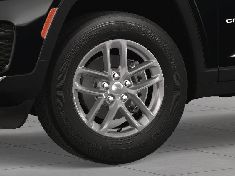 new 2025 Jeep Grand Cherokee car, priced at $41,920