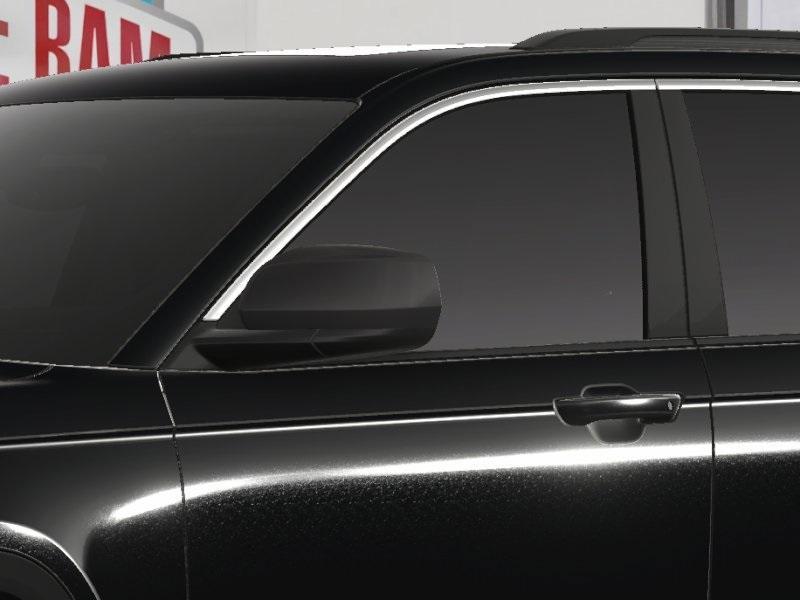 new 2025 Jeep Grand Cherokee car, priced at $41,920