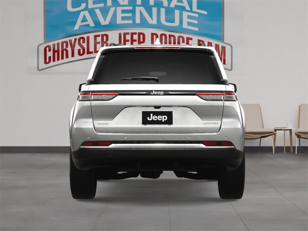 new 2025 Jeep Grand Cherokee car, priced at $47,760