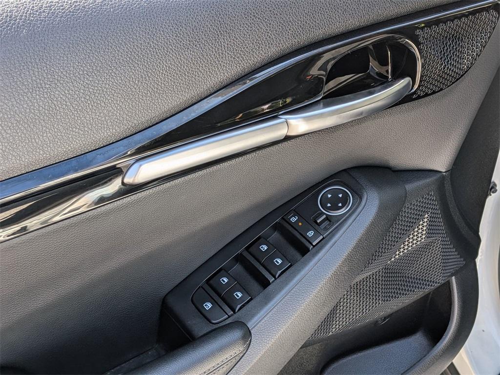 used 2025 Kia Seltos car, priced at $28,999