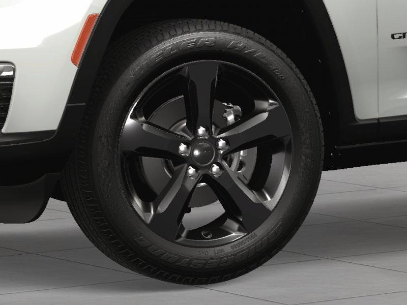 new 2025 Jeep Grand Cherokee L car, priced at $51,740