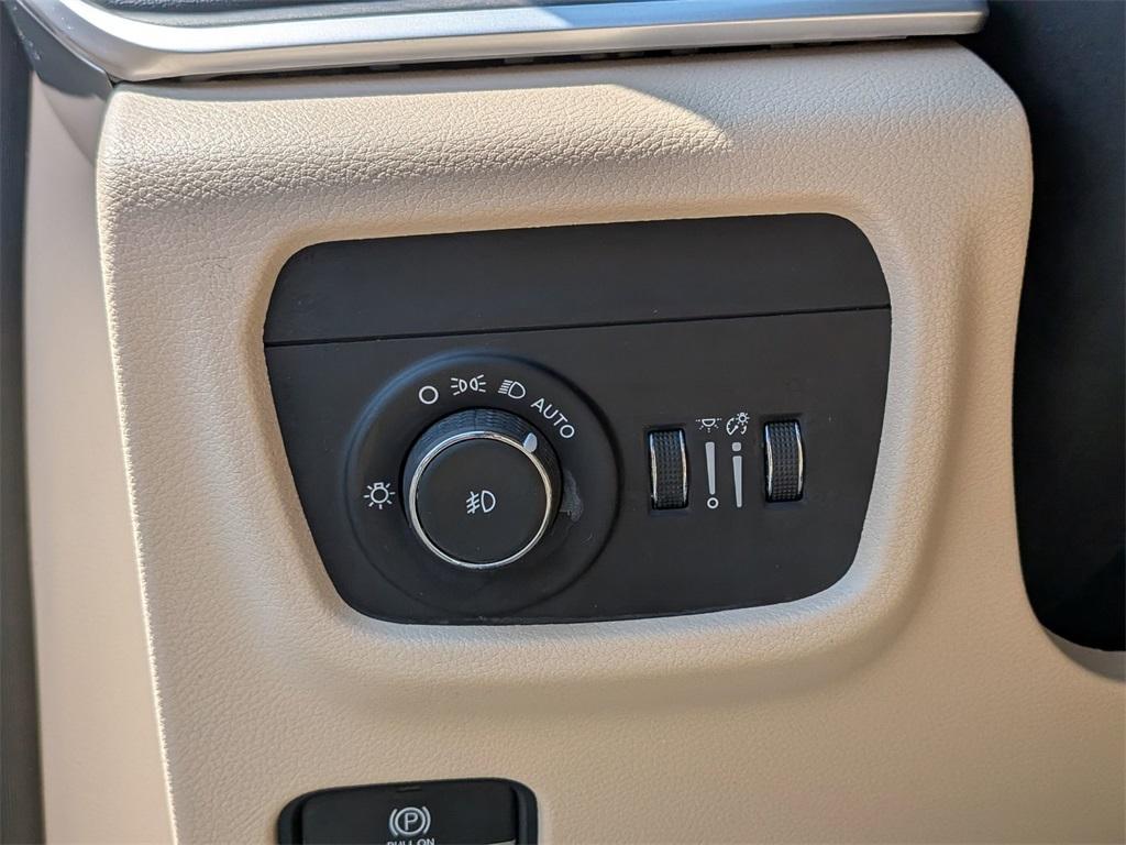 used 2022 Jeep Grand Cherokee L car, priced at $32,998