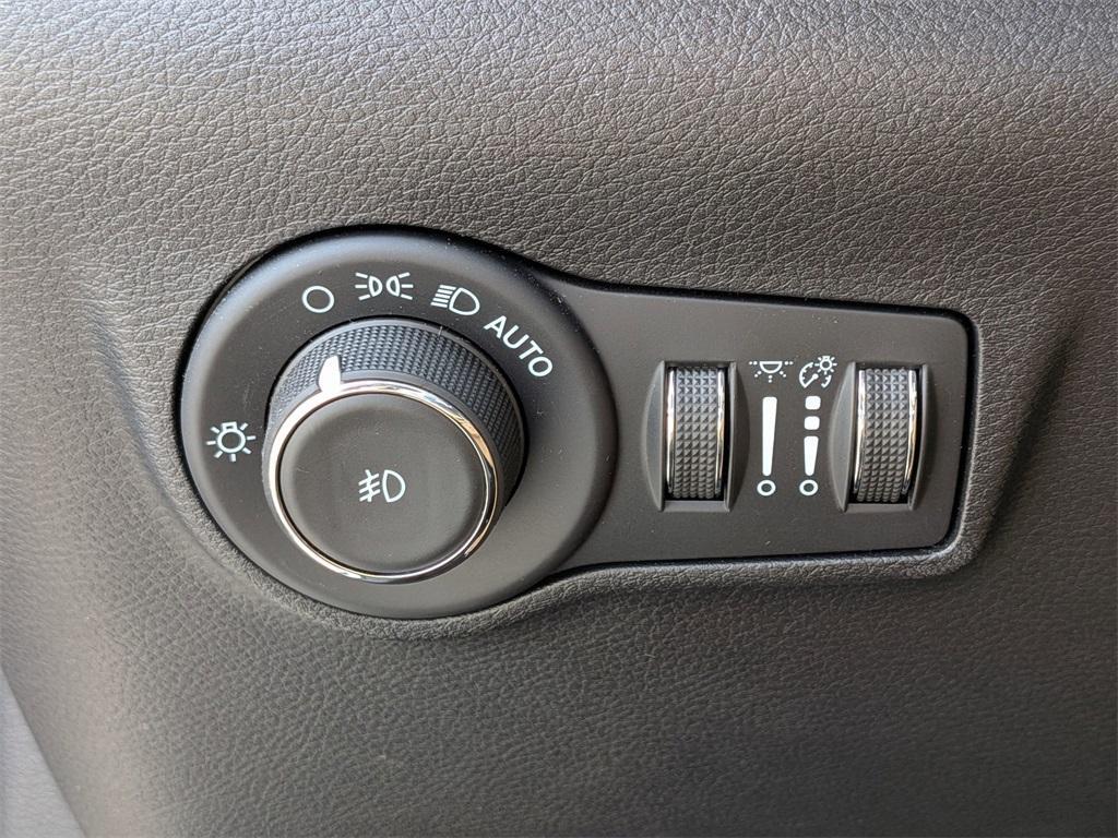 used 2022 Jeep Compass car, priced at $22,999