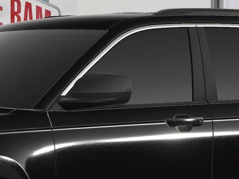 new 2025 Jeep Grand Cherokee car, priced at $39,600