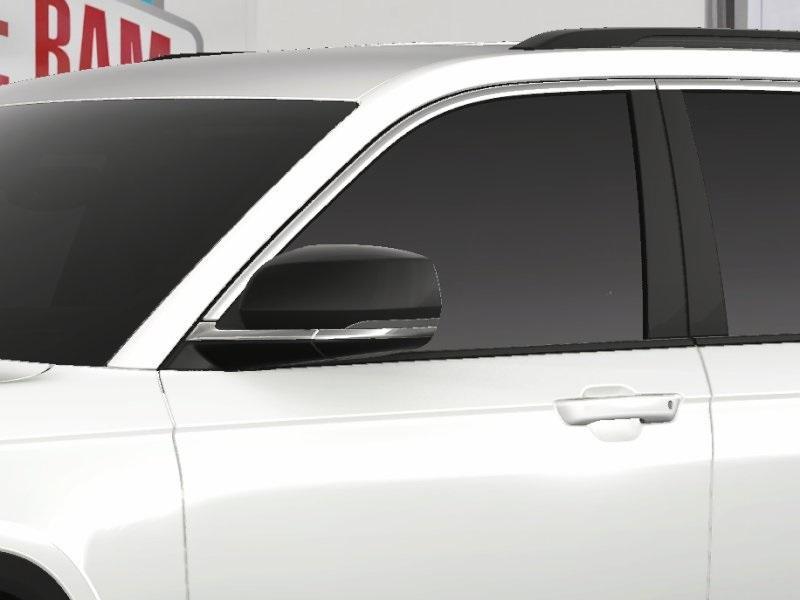 new 2025 Jeep Grand Cherokee car, priced at $47,165