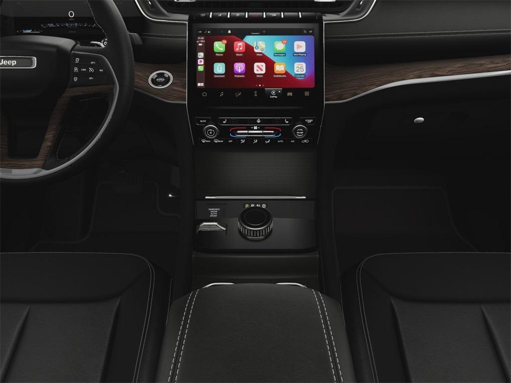 new 2025 Jeep Grand Cherokee car, priced at $47,165