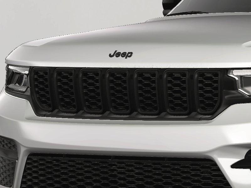 new 2025 Jeep Grand Cherokee car, priced at $42,385