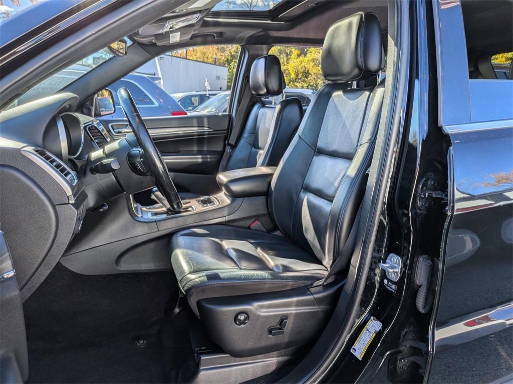 used 2021 Jeep Grand Cherokee car, priced at $24,999