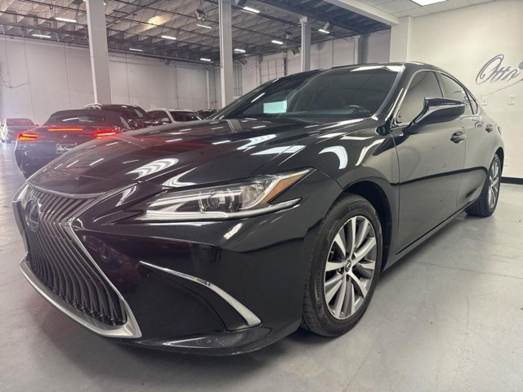 used 2020 Lexus ES 300h car, priced at $27,906