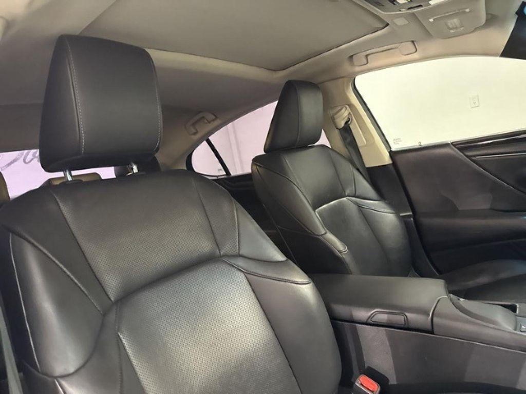 used 2020 Lexus ES 300h car, priced at $27,906