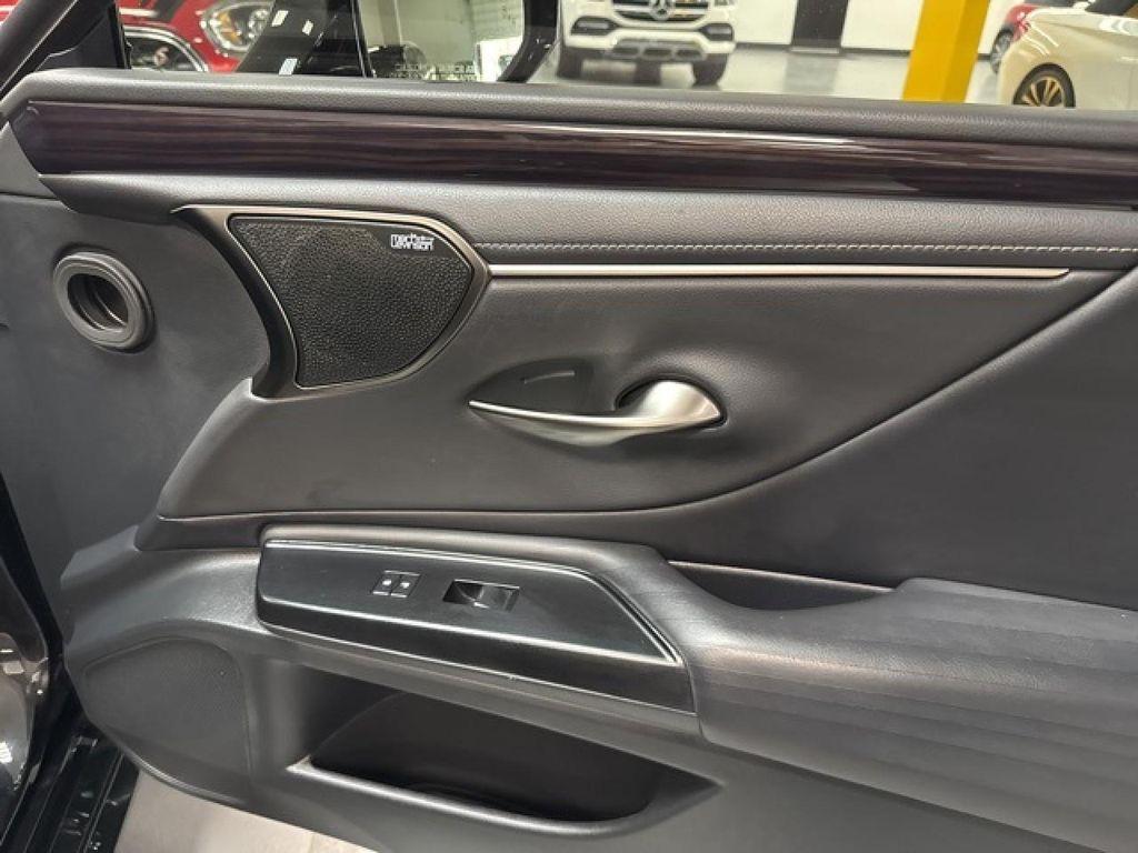 used 2020 Lexus ES 300h car, priced at $27,906