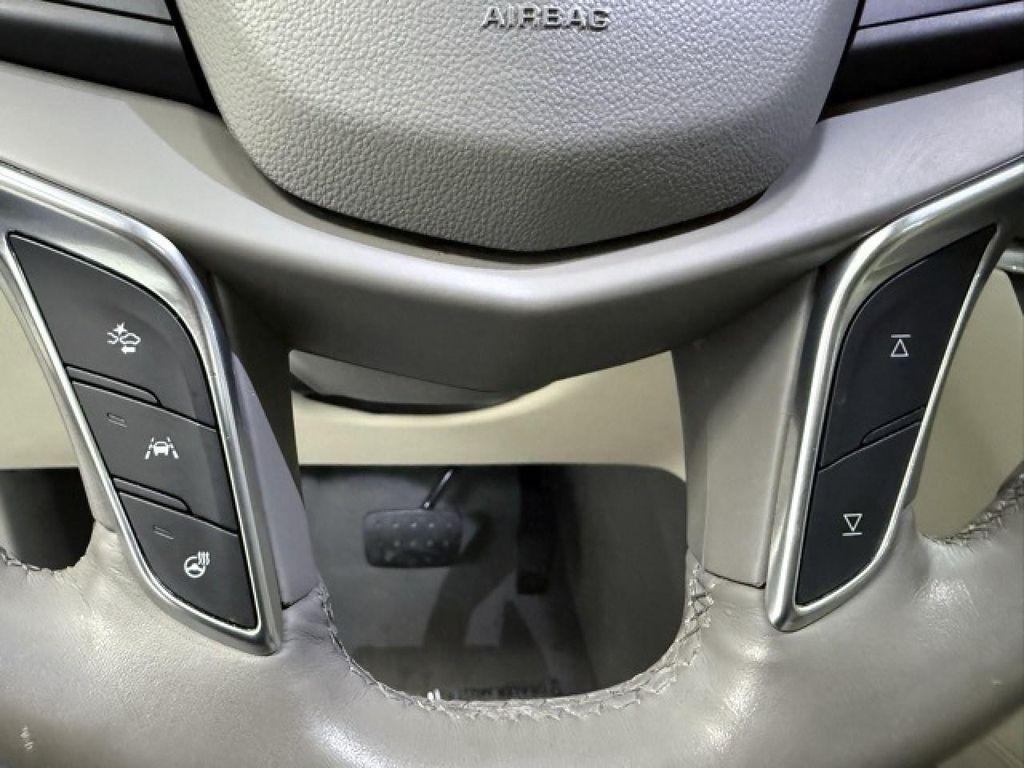 used 2018 Cadillac XT5 car, priced at $19,998