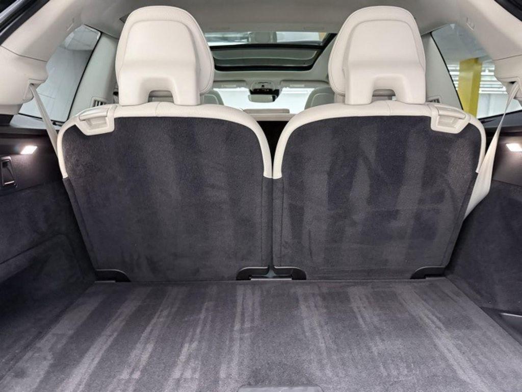 used 2021 Volvo XC90 car, priced at $31,686