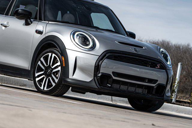 used 2024 MINI Hardtop car, priced at $26,879