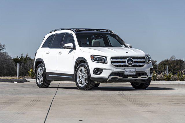 used 2020 Mercedes-Benz GLB 250 car, priced at $25,625