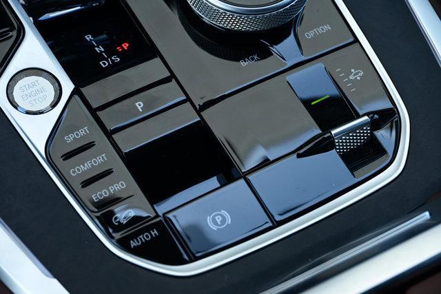 new 2026 BMW X7 car, priced at $97,275